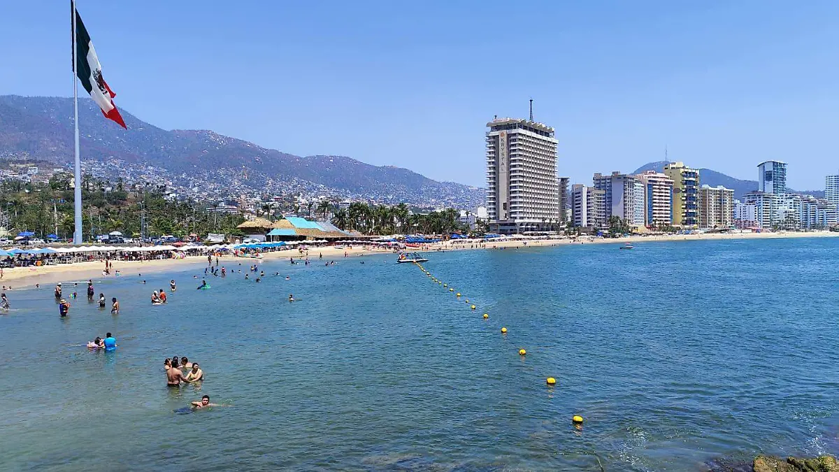 Acapulco reactiva su actividad turística y deportiva